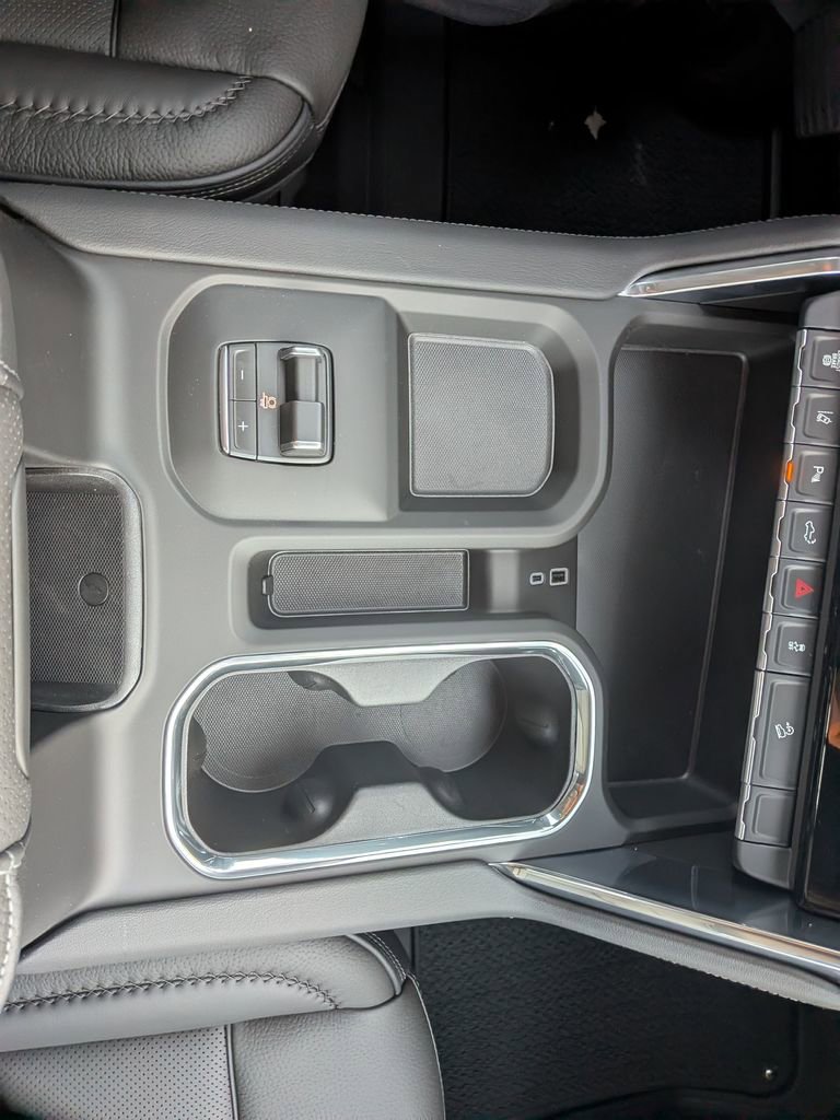 New 2026 GMC Sierra 2500 Denali w/ Max Trailering Package AWD/4WD image 14