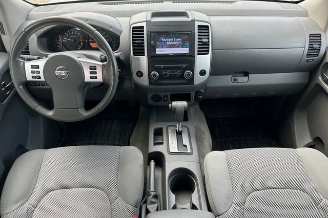 Used 2017 Nissan Frontier SV image 16