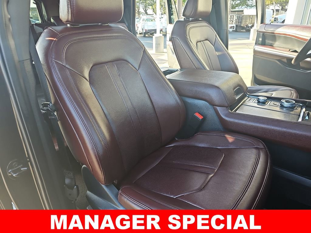 Used 2023 Ford Expedition Max Limited image 10