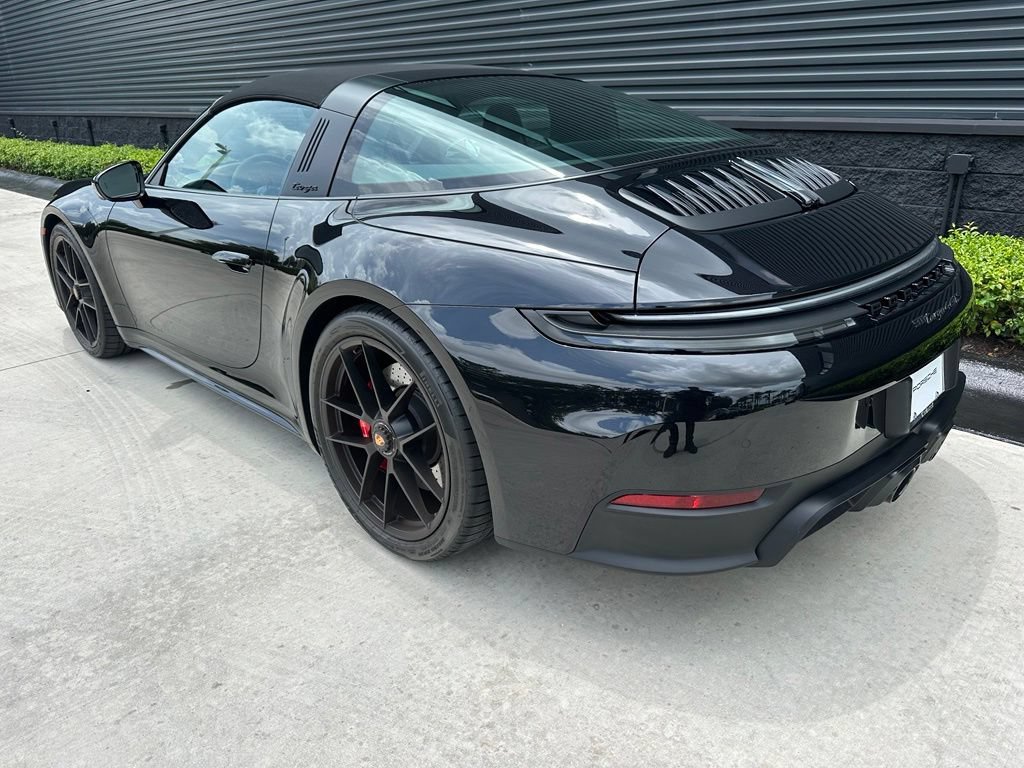 Certified 2026 Porsche 911 Targa 4 GTS AWD/4WD image 3