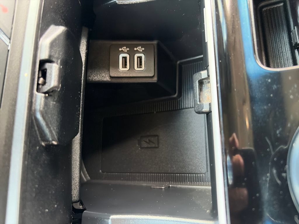 Used 2019 Ford Edge SEL w/ Equipment Group 201A AWD/4WD image 24
