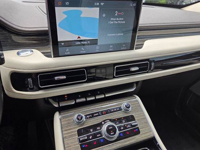 Used 2020 Lincoln Aviator Black Label AWD/4WD image 27