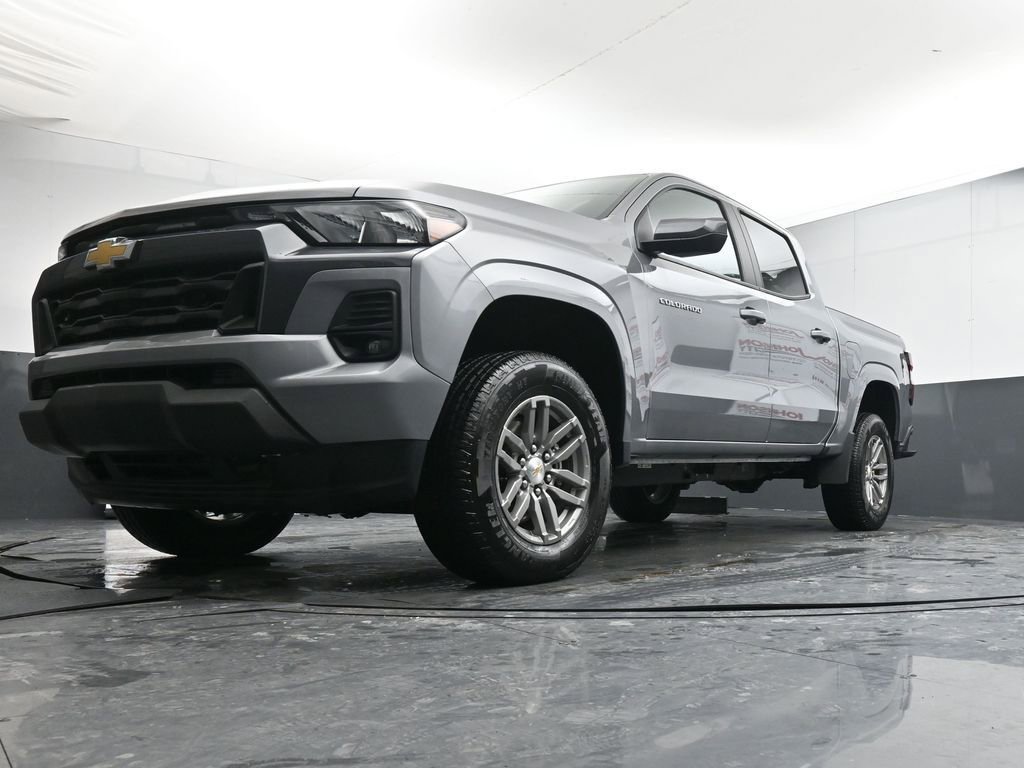 Used 2023 Chevrolet Colorado LT w/ LT Convenience Package II AWD/4WD image 34