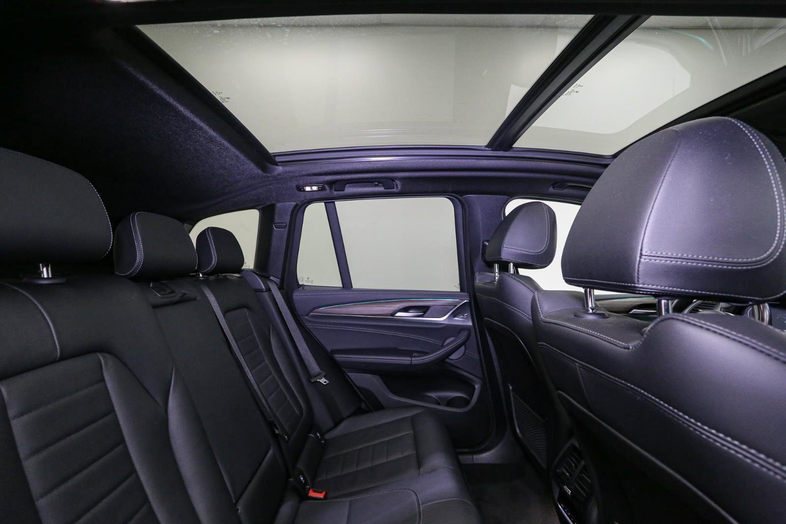 Used 2021 BMW X3 xDrive30i w/ M Sport Package image 24