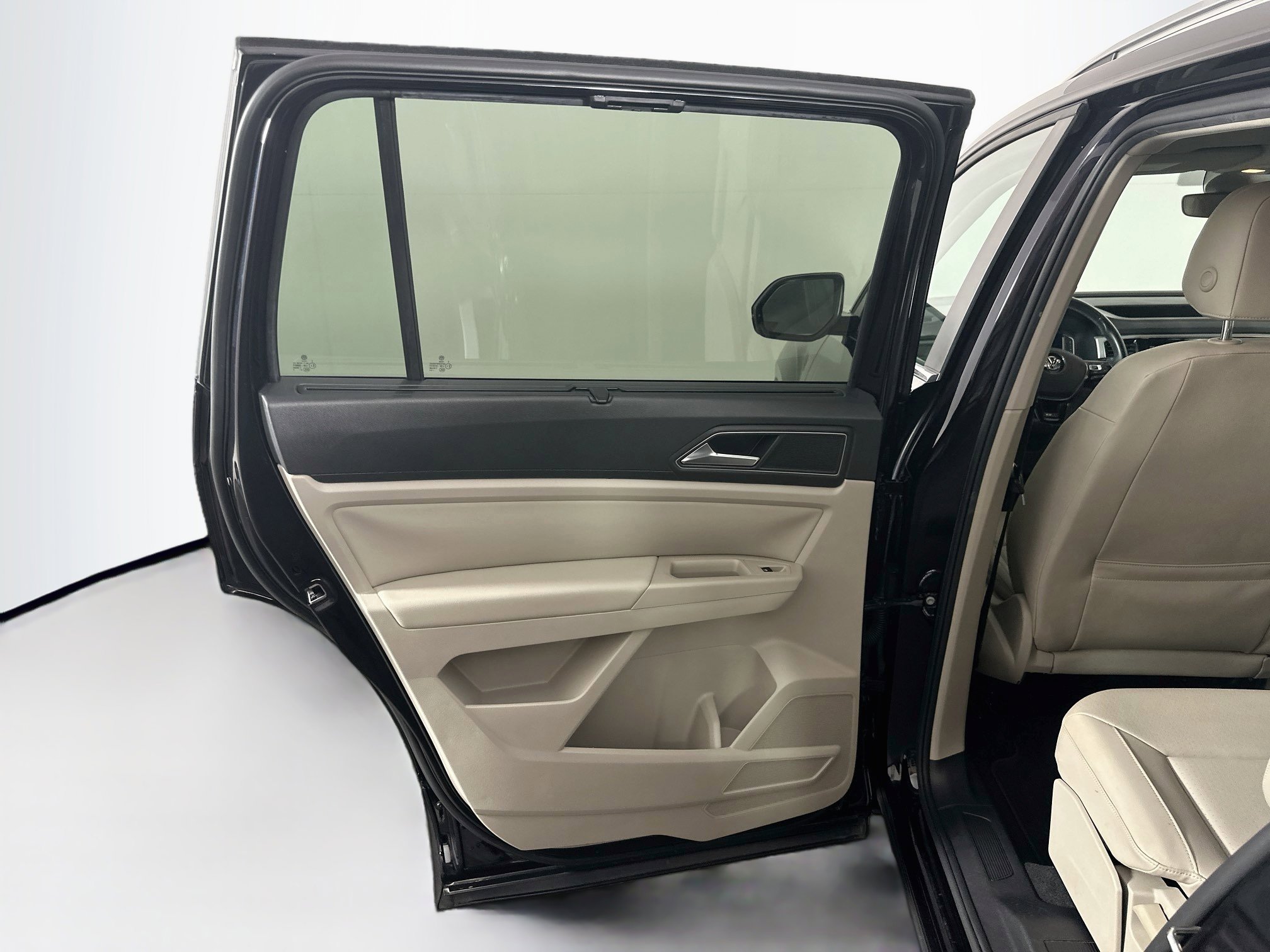 Used 2019 Volkswagen Atlas SEL R-Line AWD/4WD image 26