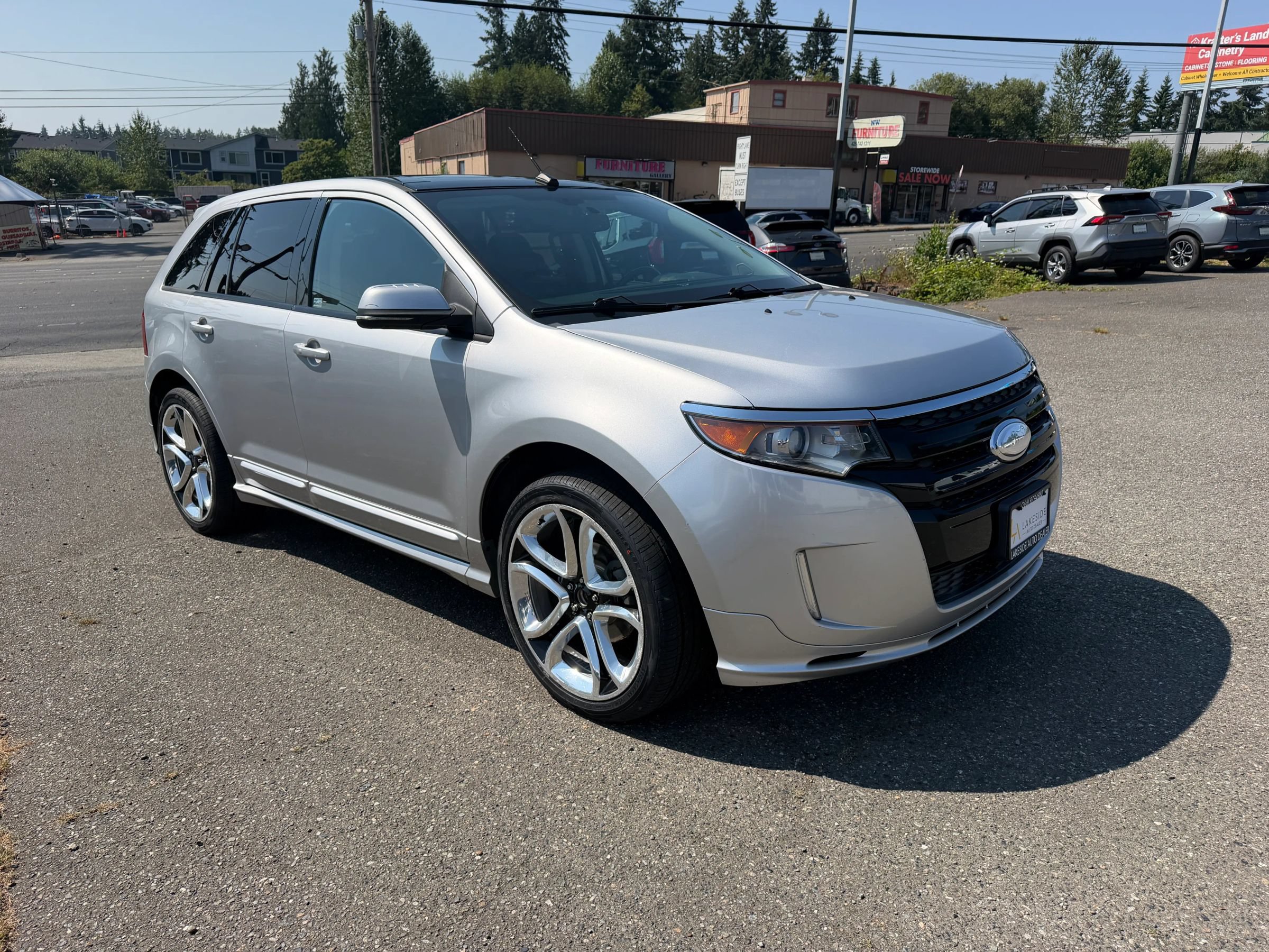 Used 2013 Ford Edge Sport w/ Driver Entry Pkg AWD/4WD image 3