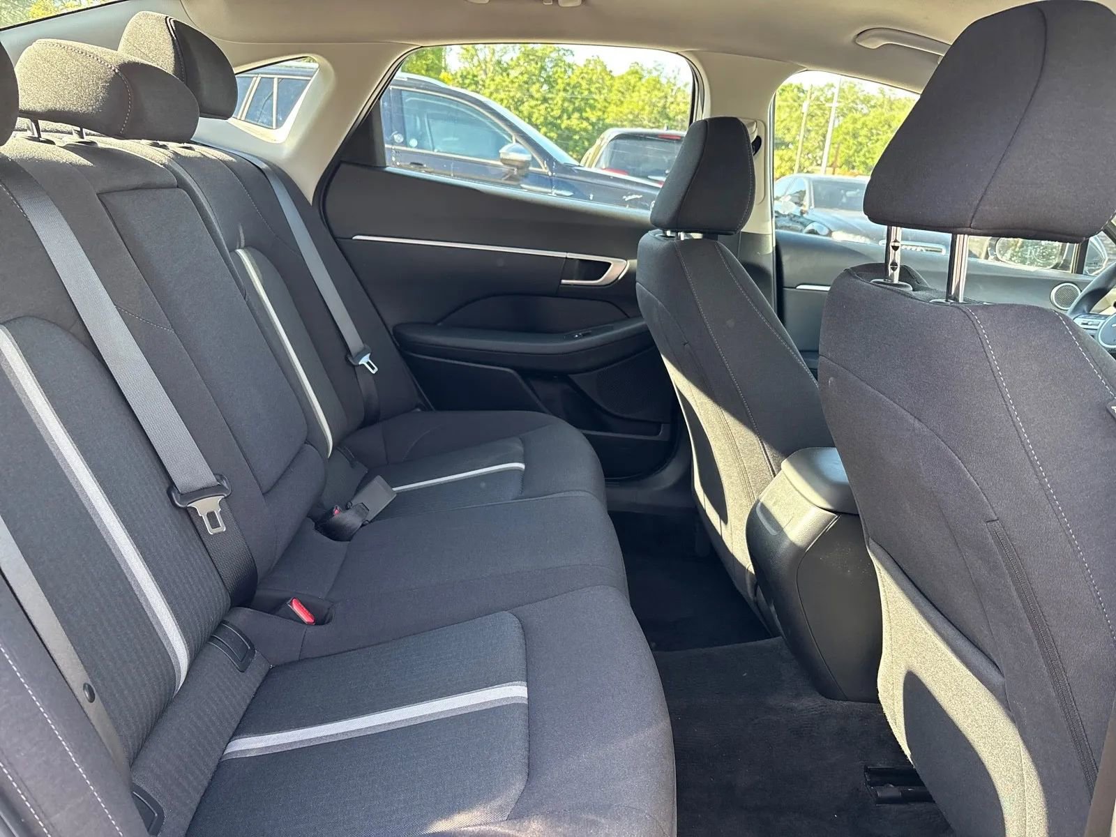 Used 2025 Hyundai Sonata SEL FWD image 12