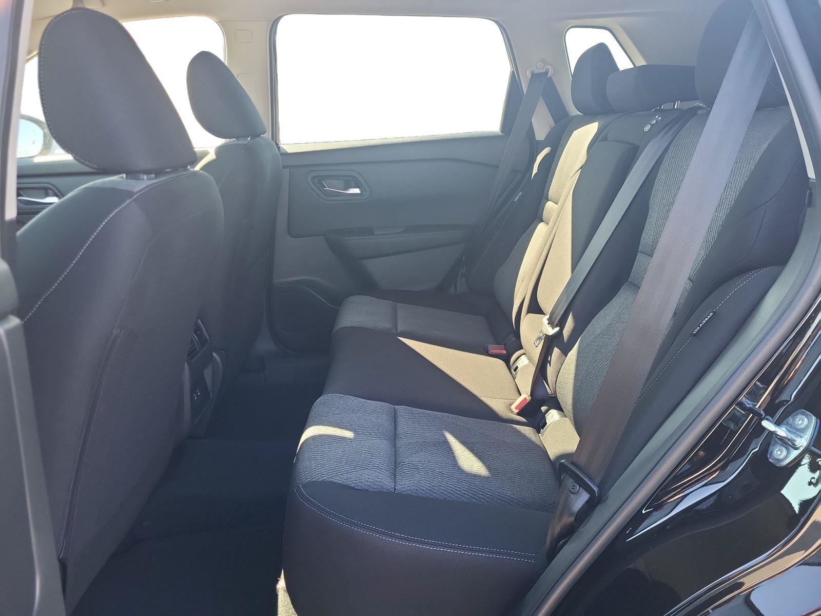 New 2026 Nissan Rogue SV AWD/4WD image 19
