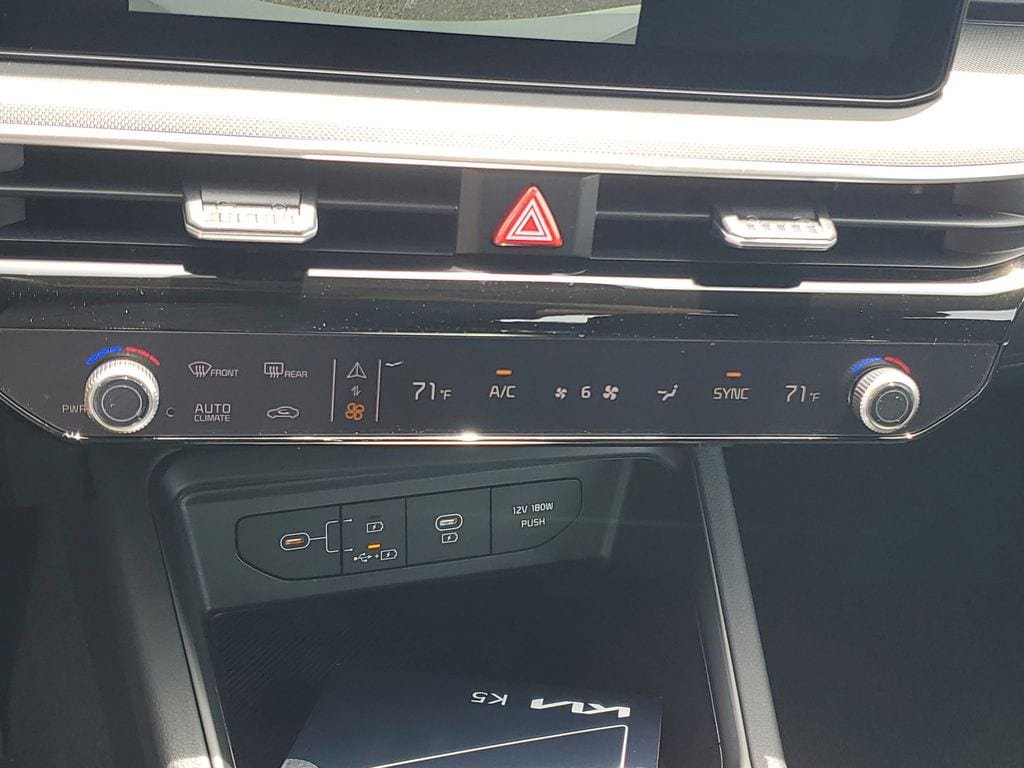 New 2026 Kia K5 LXS FWD image 17