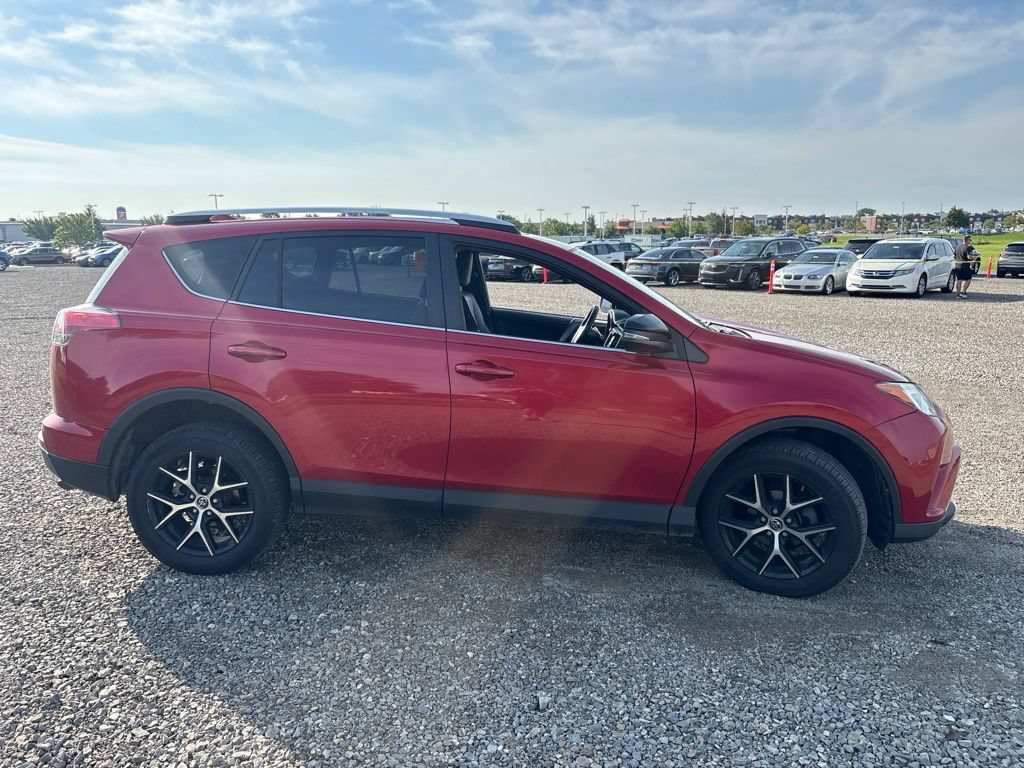 Used 2016 Toyota RAV4 SE AWD/4WD image 13