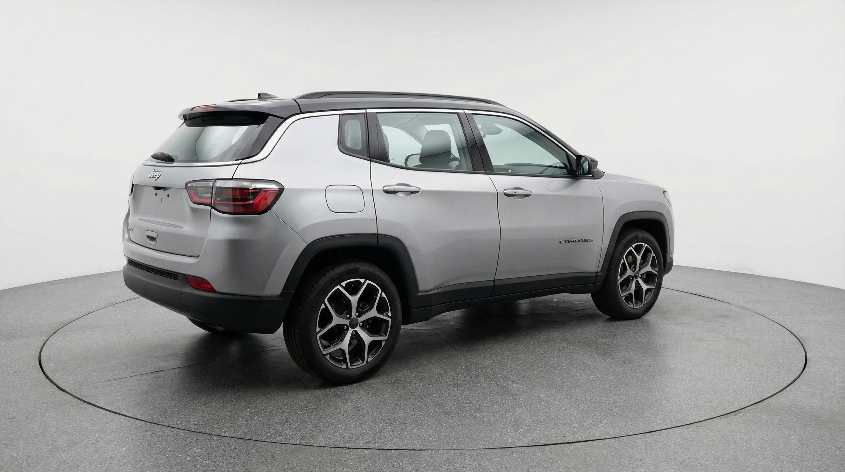 Used 2025 Jeep Compass Limited AWD/4WD image 9