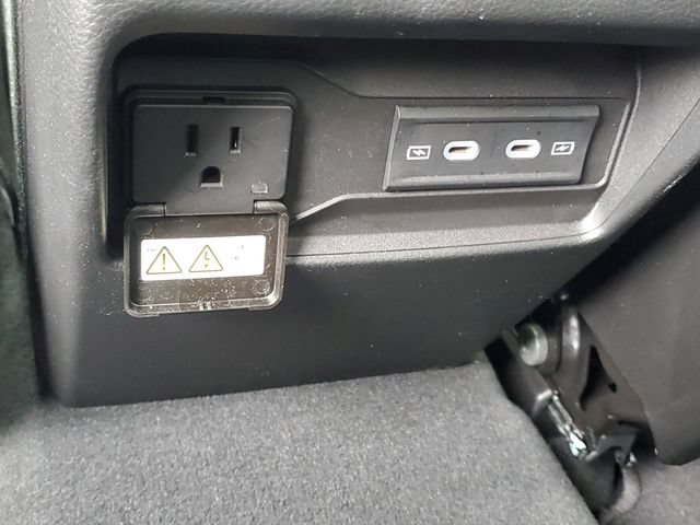 New 2026 Jeep Grand Cherokee Altitude AWD/4WD image 12