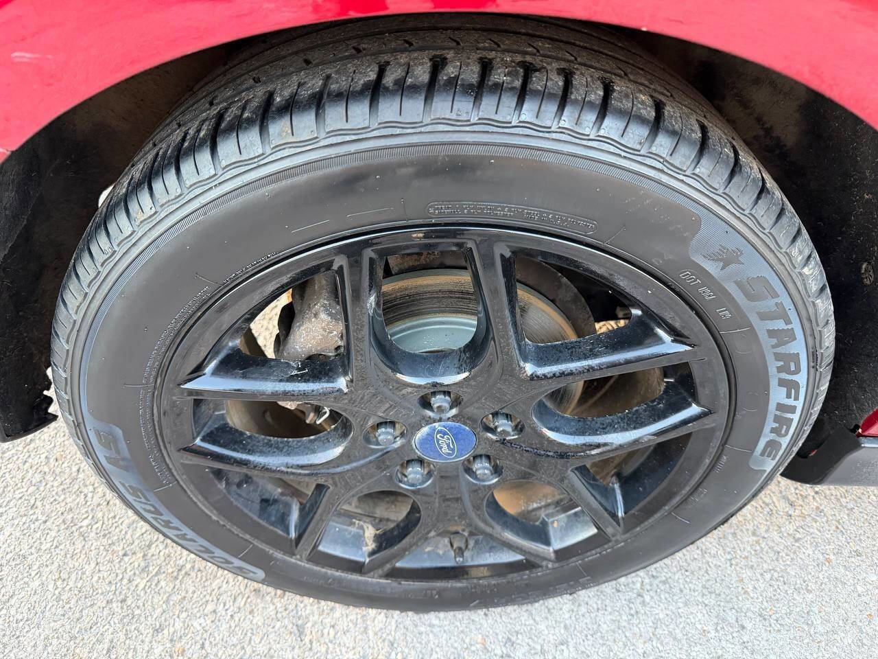 Used 2016 Ford Focus SE w/ Equipment Group 201A image 27