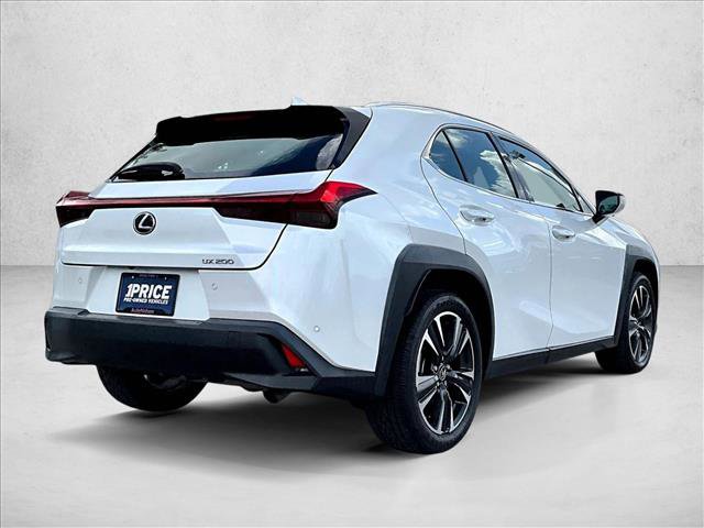 Used 2020 Lexus UX 200 w/ Premium Package image 2
