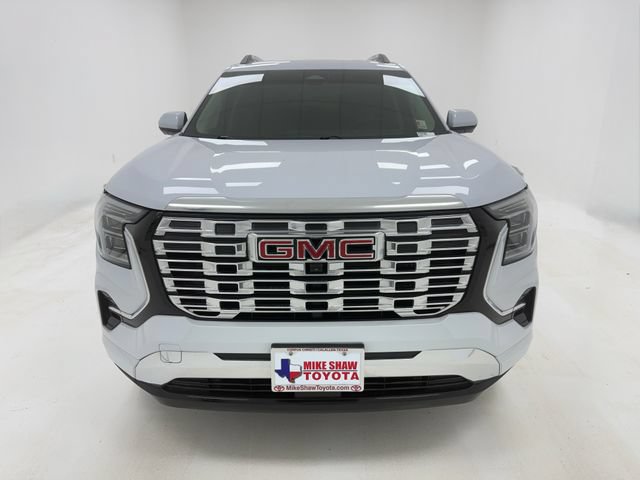 Used 2026 GMC Terrain Denali AWD/4WD image 3