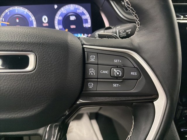 Used 2022 Jeep Grand Cherokee Altitude image 19