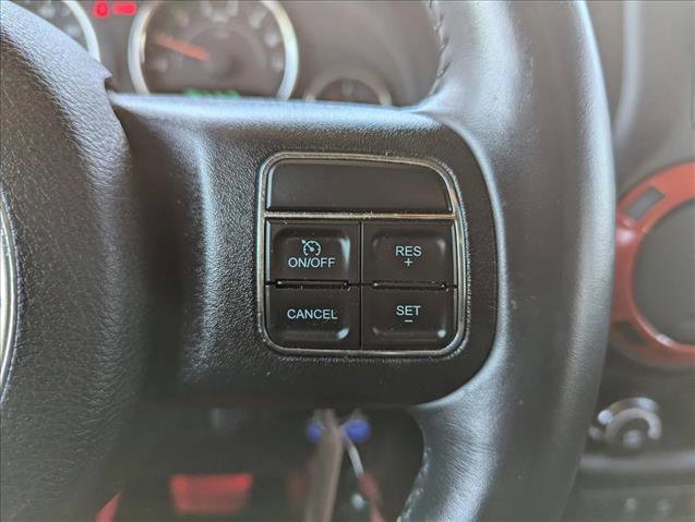 Used 2015 Jeep Wrangler Unlimited Sahara w/ Connectivity Group image 9