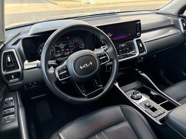 Certified 2023 Kia Sorento EX image 31