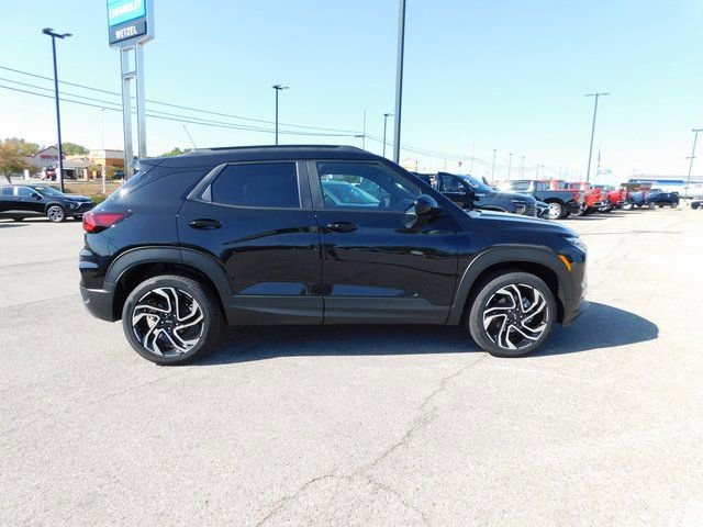 New 2026 Chevrolet TrailBlazer RS w/ Convenience Package image 2