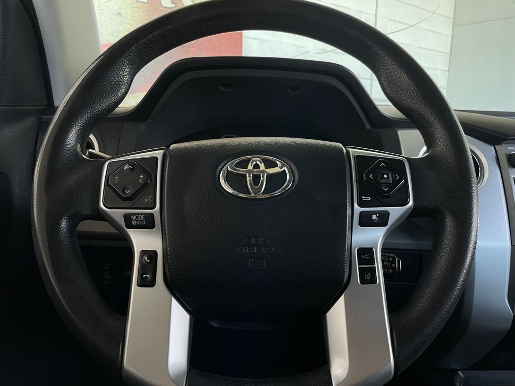 Used 2018 Toyota Tundra SR5 w/ SR5 Upgrade Package image 25