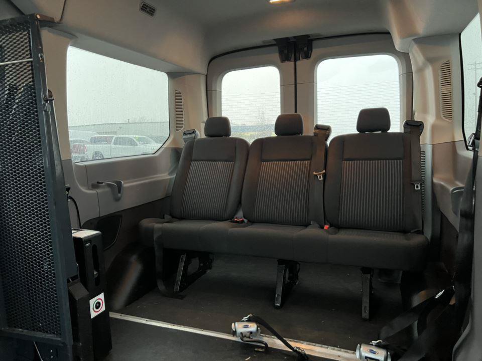 Used 2016 Ford Transit 150 XLT RWD image 5