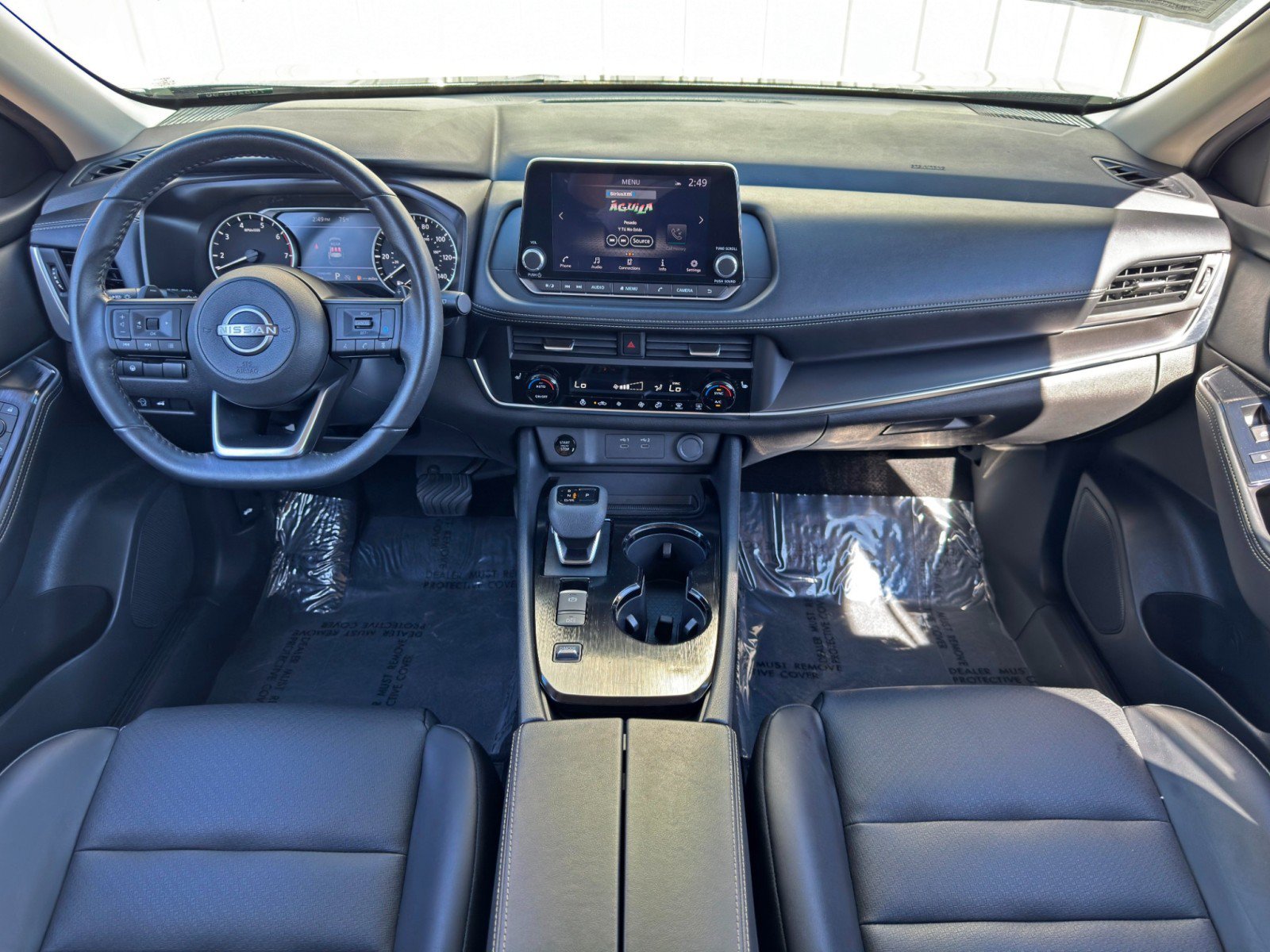 Used 2024 Nissan Rogue SV w/ SV Premium Package FWD image 12