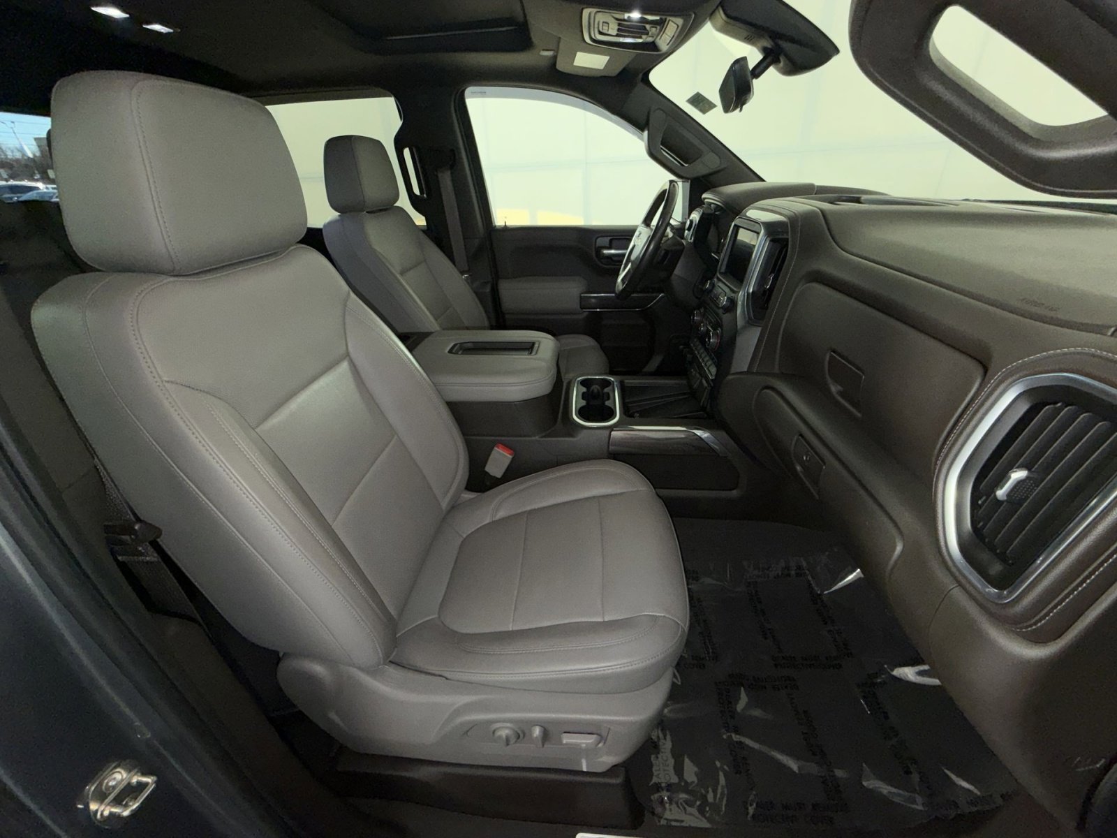 Used 2019 Chevrolet Silverado 1500 LTZ w/ LTZ Plus Package image 28