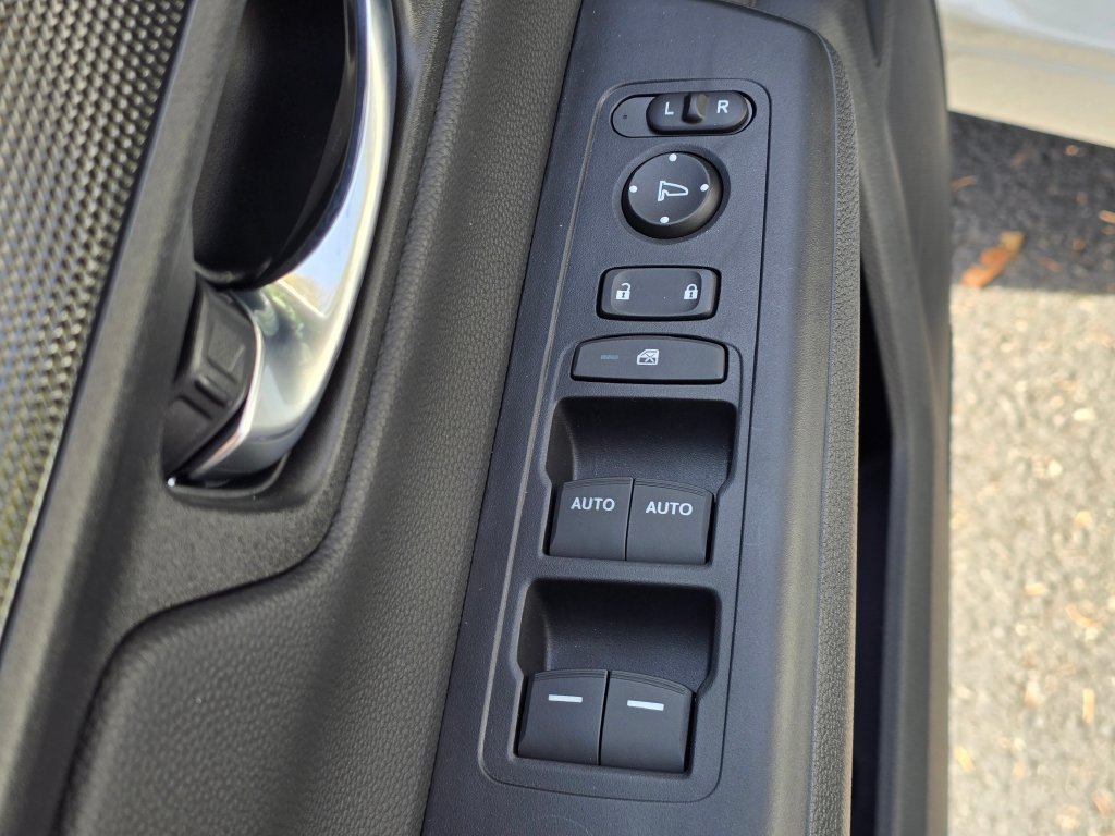 Certified 2026 Honda CR-V EX image 7