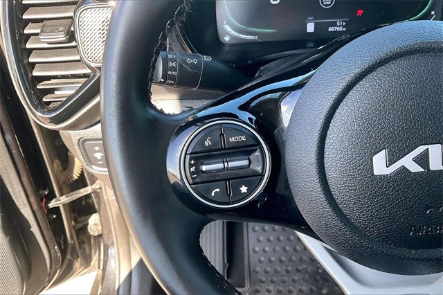 Used 2023 Kia Soul EX image 16