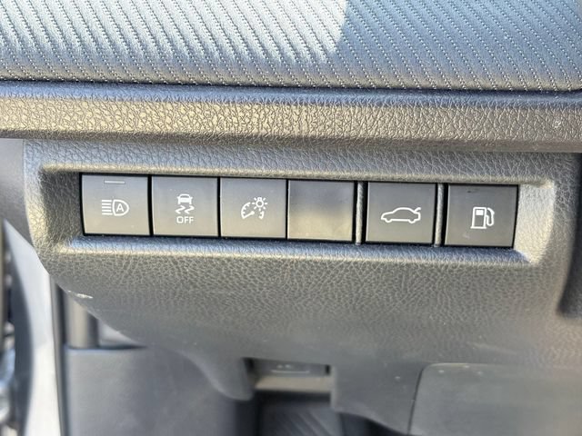 Used 2025 Toyota Camry SE FWD image 21