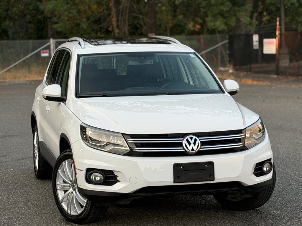 Used 2016 Volkswagen Tiguan SE AWD/4WD image 3