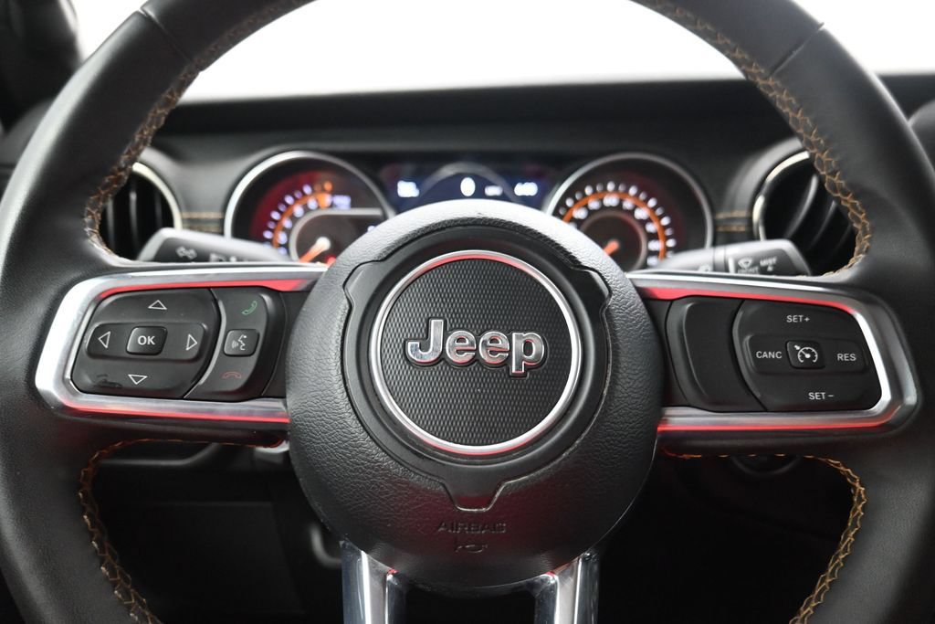 Used 2023 Jeep Gladiator Overland AWD/4WD image 7