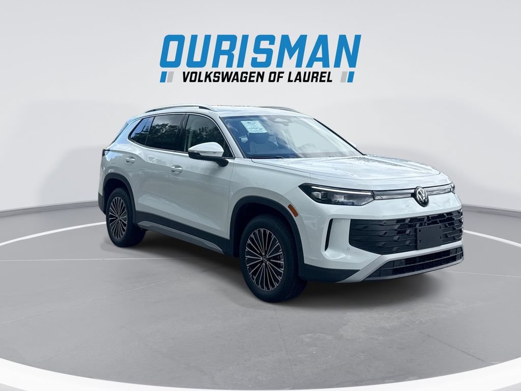 New 2026 Volkswagen Tiguan S AWD/4WD image 2