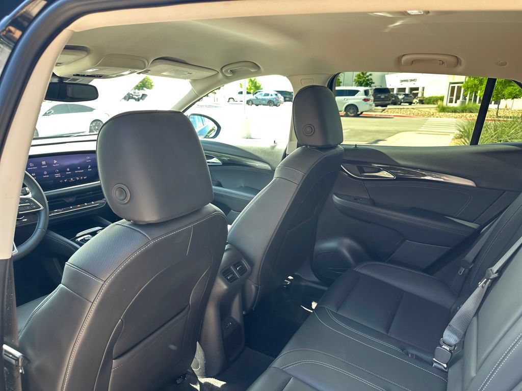 Used 2025 Buick Envision Preferred AWD/4WD image 34