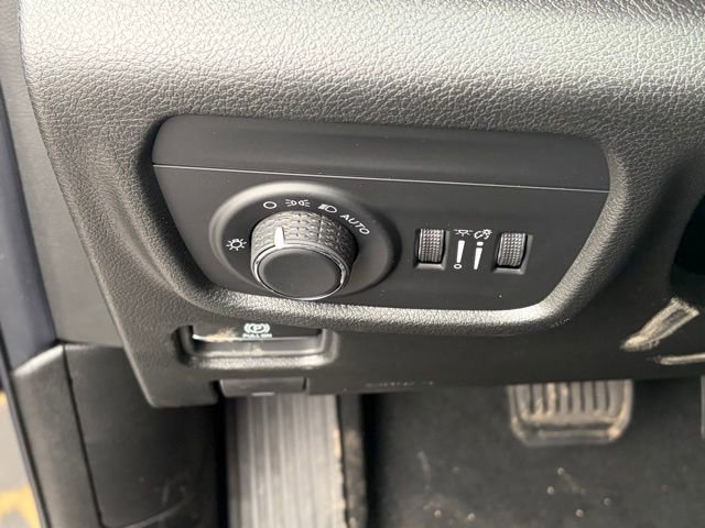 New 2026 Jeep Grand Cherokee Altitude image 26