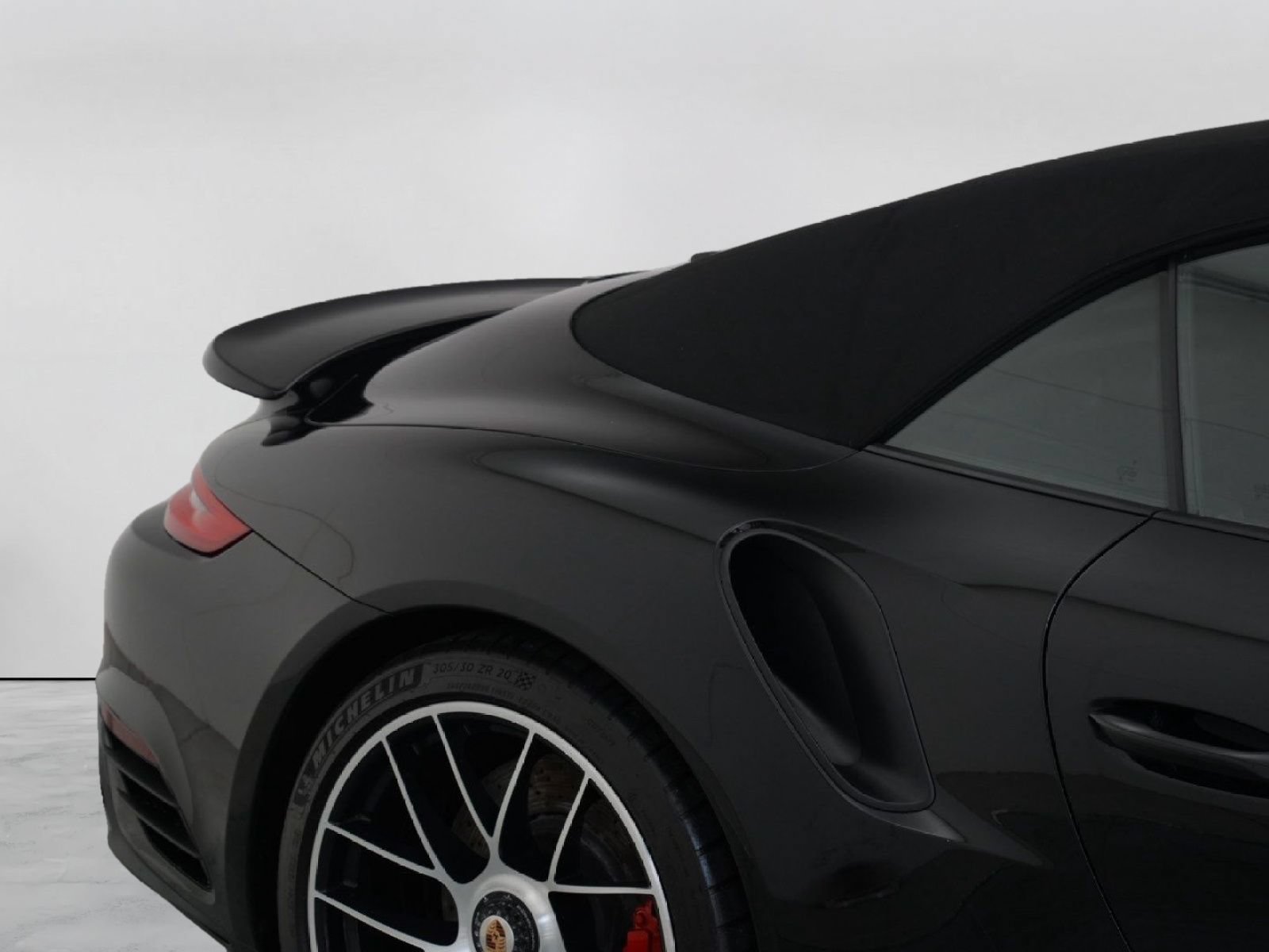 Used 2018 Porsche 911 Turbo AWD/4WD image 6