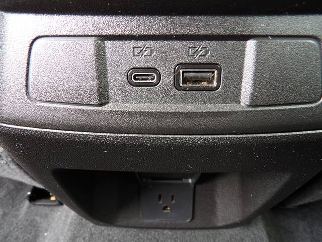 Certified 2024 Chevrolet Colorado Z71 w/ Z71 Convenience Package 2 AWD/4WD image 31