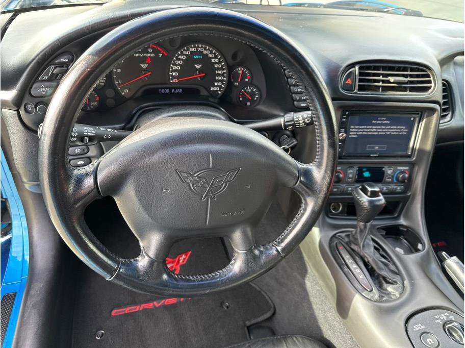 Used 2000 Chevrolet Corvette Coupe w/ Memory Pkg image 22