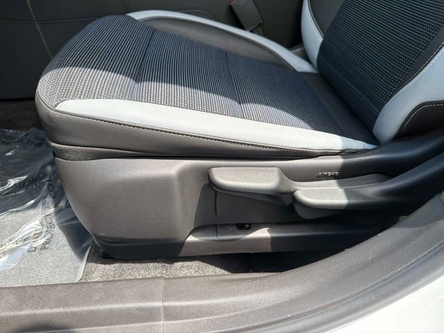 Used 2024 Buick Envista Preferred FWD image 19