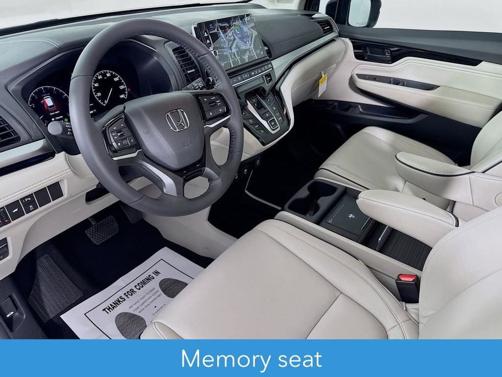 Used 2026 Honda Odyssey Touring image 11