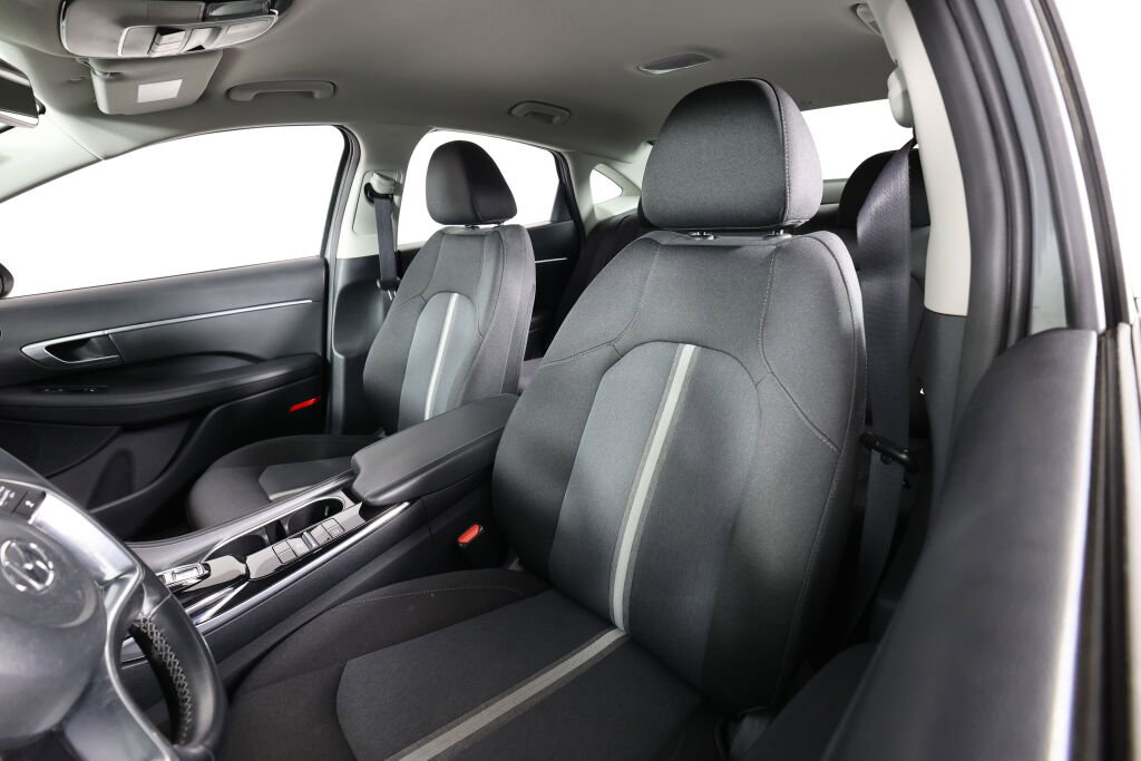 Used 2020 Hyundai Sonata SEL w/ Convenience Package image 11
