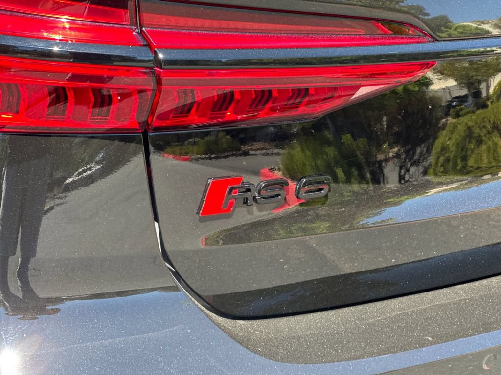 Used 2024 Audi RS 6 performance AWD/4WD image 40