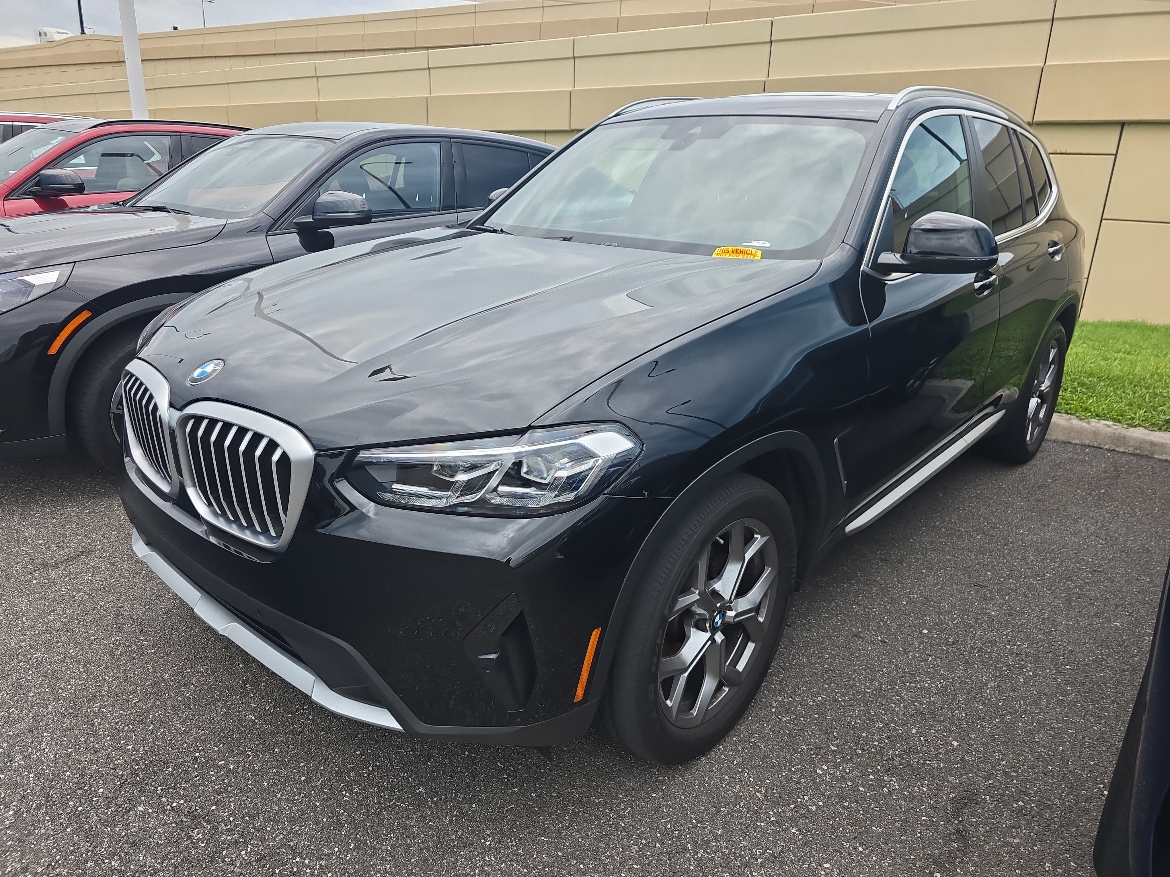 Used 2024 BMW X3 xDrive30i w/ Premium Package AWD/4WD image 5