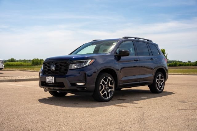 Used 2023 Honda Passport Elite image 3