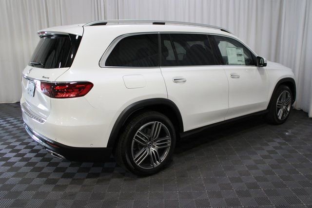 New 2026 Mercedes-Benz GLS 450 4MATIC image 6