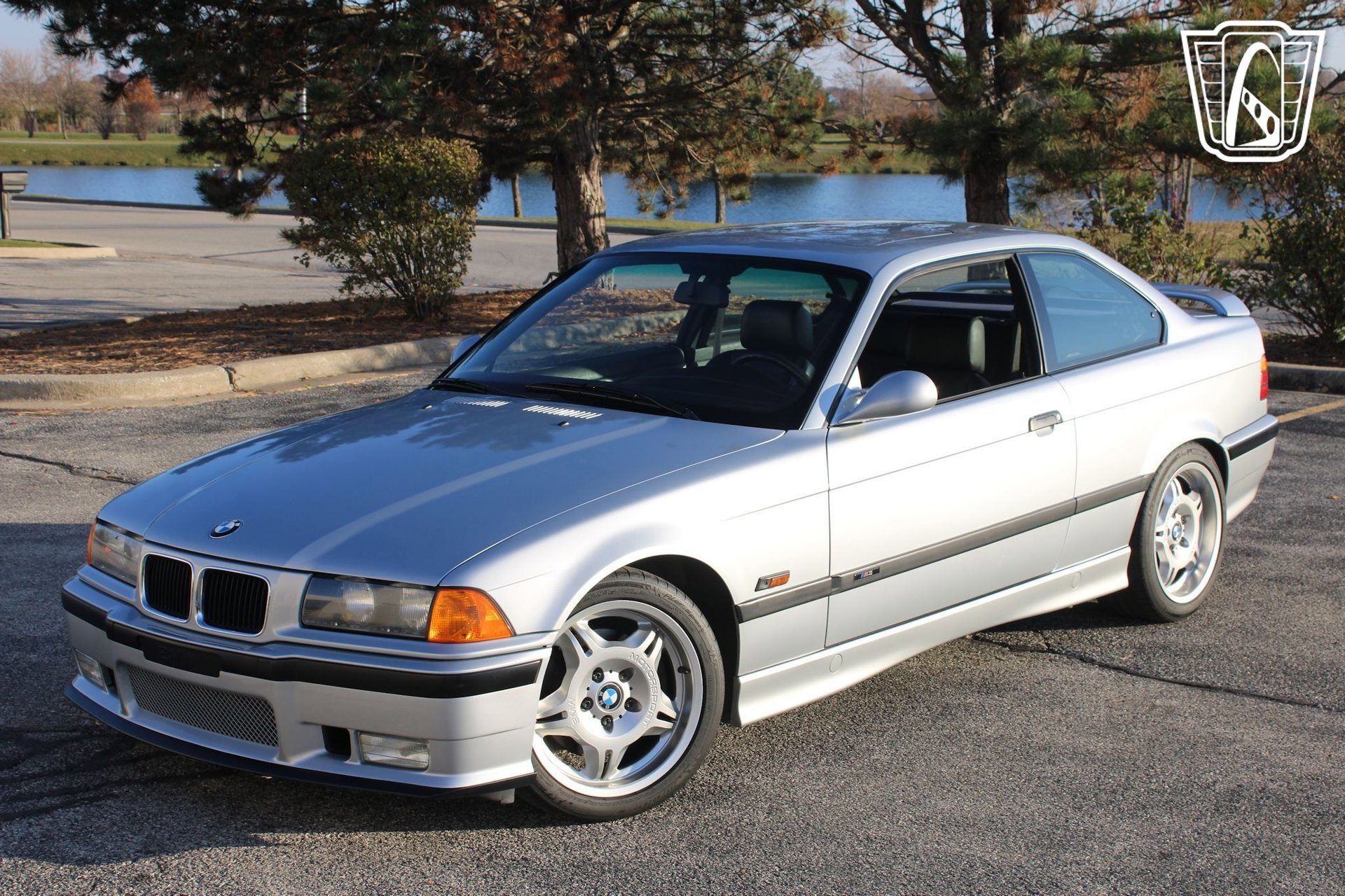 Used 1995 BMW M3 Coupe image 3