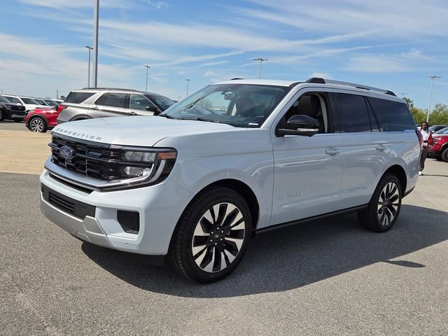 New 2026 Ford Expedition Platinum AWD/4WD image 3
