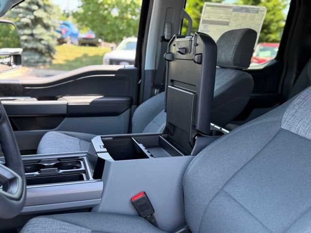 New 2026 Ford F350 XLT w/ XLT Premium Package AWD/4WD image 34