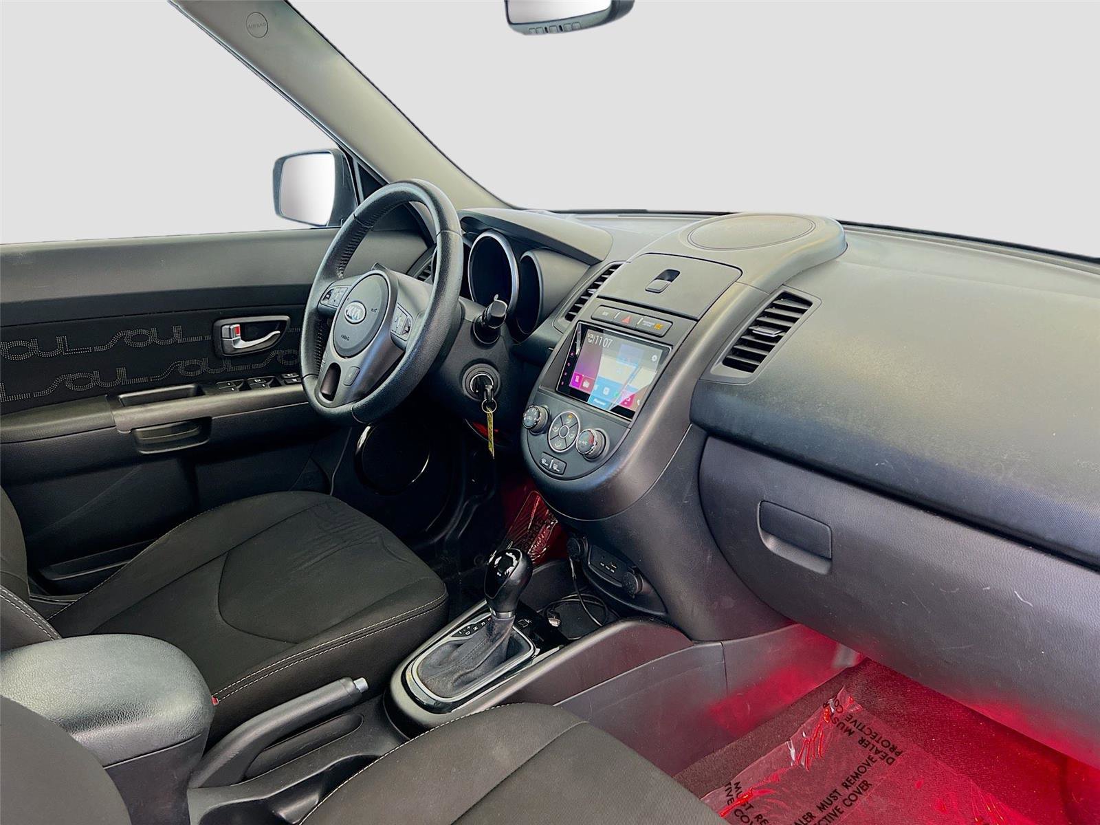Used 2012 Kia Soul + FWD image 26