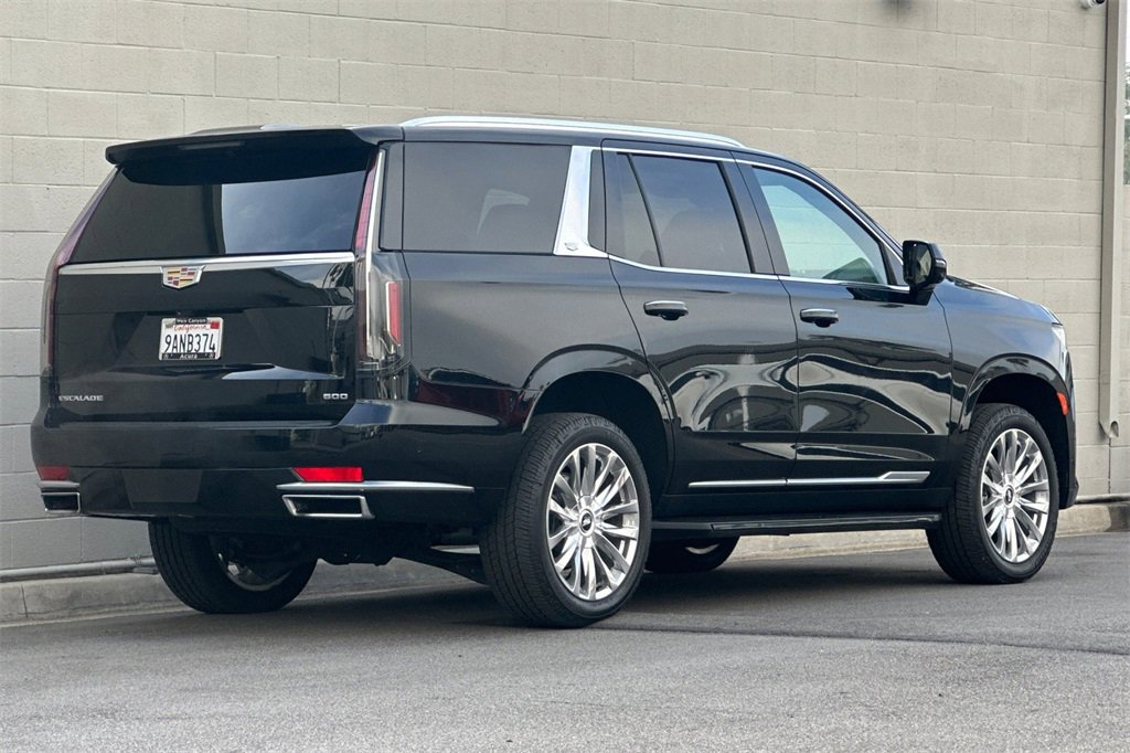 Used 2022 Cadillac Escalade Premium Luxury image 7